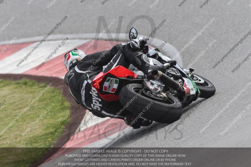 motorbikes;no limits;october 2013;peter wileman photography;portimao;portugal;trackday digital images