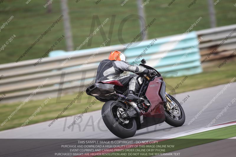 motorbikes;no limits;october 2013;peter wileman photography;portimao;portugal;trackday digital images