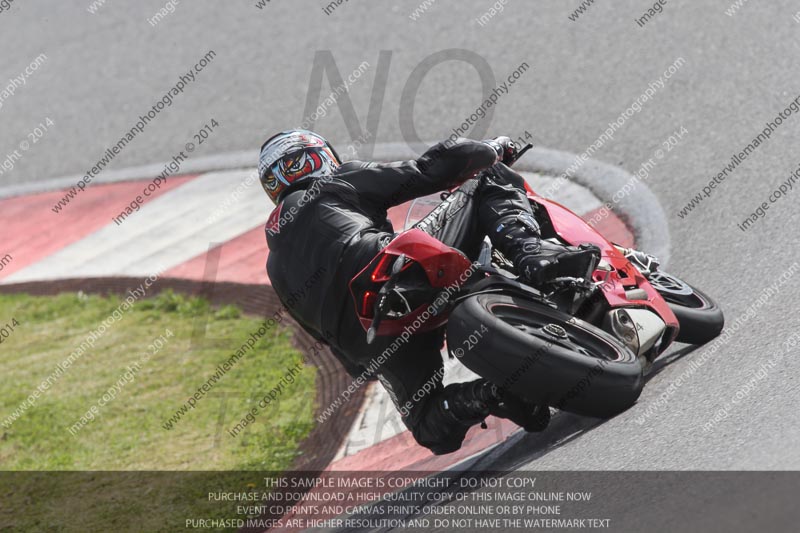 motorbikes;no limits;october 2013;peter wileman photography;portimao;portugal;trackday digital images