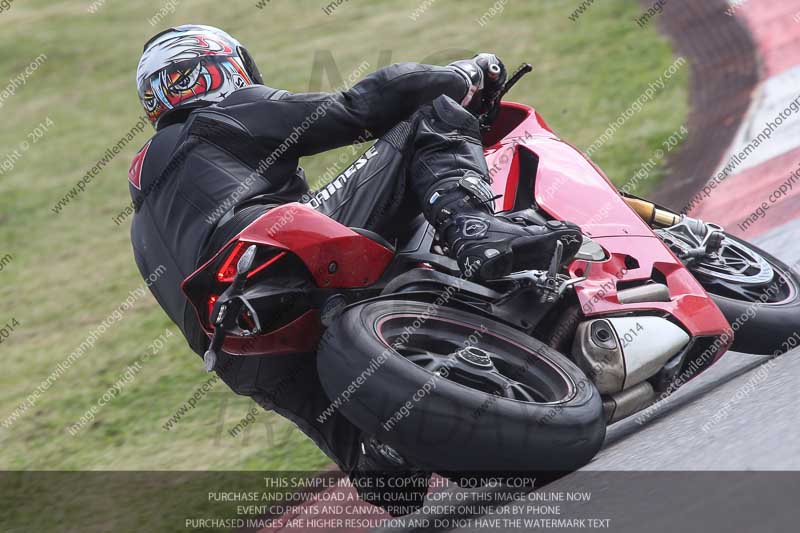 motorbikes;no limits;october 2013;peter wileman photography;portimao;portugal;trackday digital images