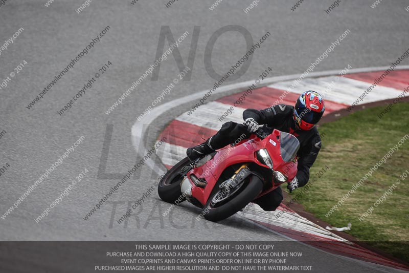 motorbikes;no limits;october 2013;peter wileman photography;portimao;portugal;trackday digital images