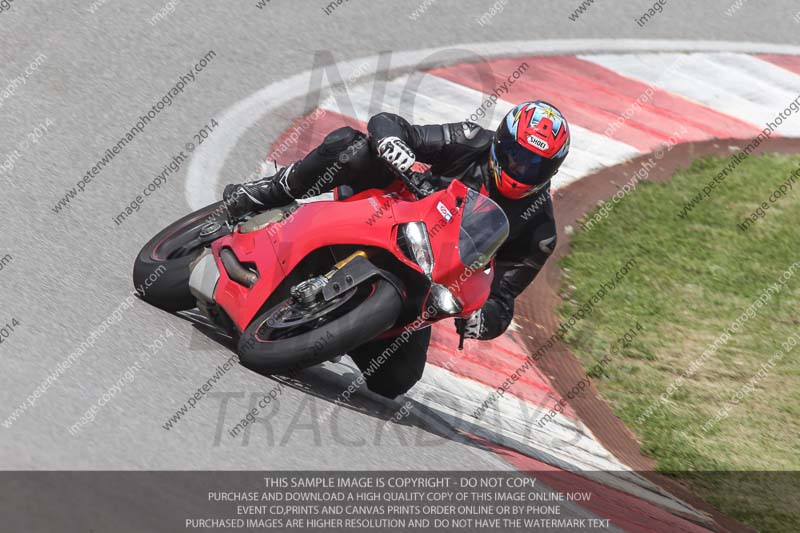 motorbikes;no limits;october 2013;peter wileman photography;portimao;portugal;trackday digital images