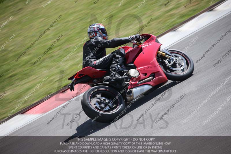 motorbikes;no limits;october 2013;peter wileman photography;portimao;portugal;trackday digital images