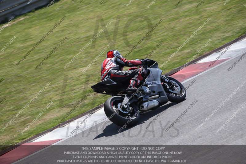 motorbikes;no limits;october 2013;peter wileman photography;portimao;portugal;trackday digital images