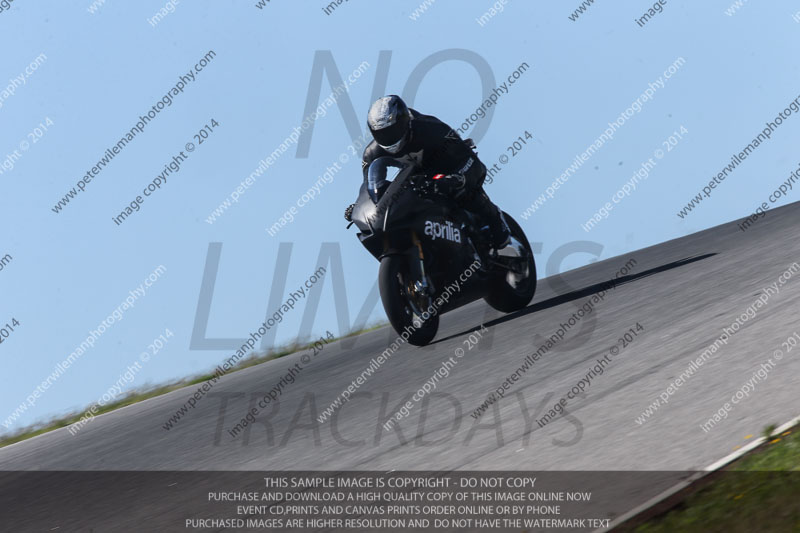 motorbikes;no limits;october 2013;peter wileman photography;portimao;portugal;trackday digital images