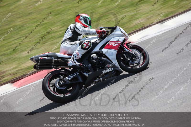 motorbikes;no limits;october 2013;peter wileman photography;portimao;portugal;trackday digital images