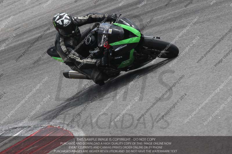 motorbikes;no limits;october 2013;peter wileman photography;portimao;portugal;trackday digital images
