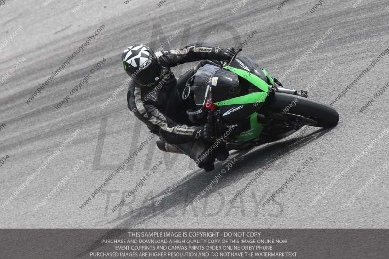 motorbikes;no limits;october 2013;peter wileman photography;portimao;portugal;trackday digital images