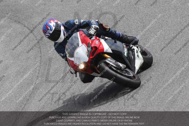 motorbikes;no limits;october 2013;peter wileman photography;portimao;portugal;trackday digital images