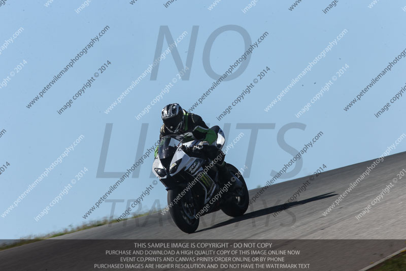 motorbikes;no limits;october 2013;peter wileman photography;portimao;portugal;trackday digital images