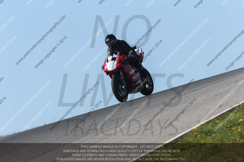 motorbikes;no limits;october 2013;peter wileman photography;portimao;portugal;trackday digital images