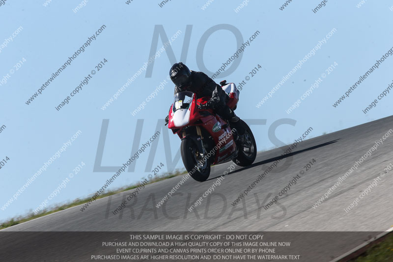 motorbikes;no limits;october 2013;peter wileman photography;portimao;portugal;trackday digital images