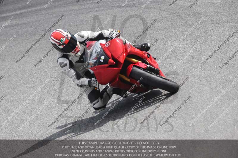 motorbikes;no limits;october 2013;peter wileman photography;portimao;portugal;trackday digital images