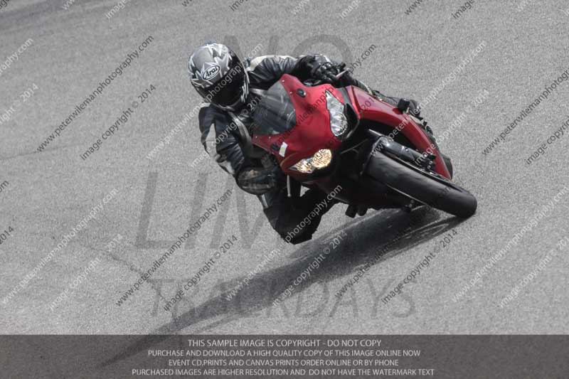 motorbikes;no limits;october 2013;peter wileman photography;portimao;portugal;trackday digital images