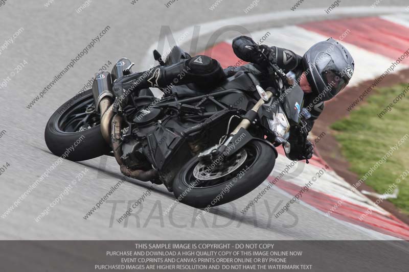 motorbikes;no limits;october 2013;peter wileman photography;portimao;portugal;trackday digital images