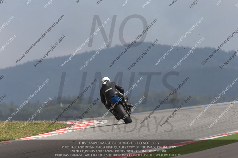 motorbikes;no limits;october 2013;peter wileman photography;portimao;portugal;trackday digital images