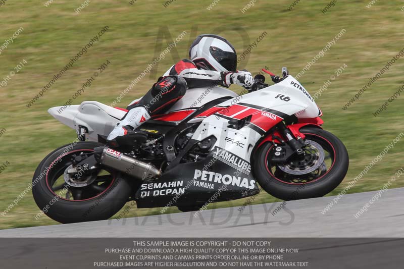 motorbikes;no limits;october 2013;peter wileman photography;portimao;portugal;trackday digital images