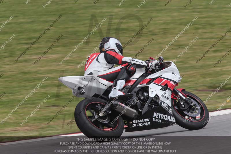 motorbikes;no limits;october 2013;peter wileman photography;portimao;portugal;trackday digital images