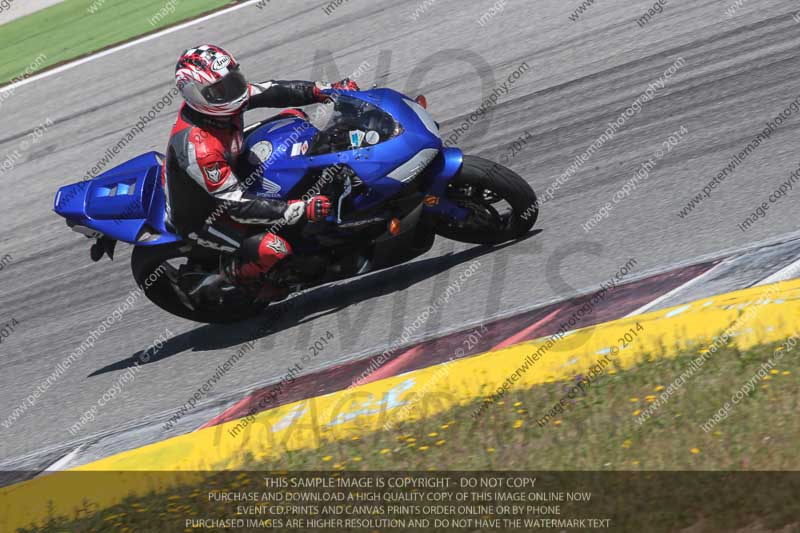 motorbikes;no limits;october 2013;peter wileman photography;portimao;portugal;trackday digital images