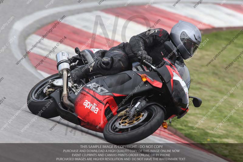 motorbikes;no limits;october 2013;peter wileman photography;portimao;portugal;trackday digital images