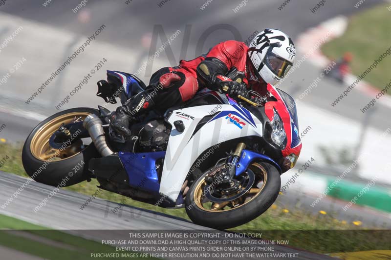 motorbikes;no limits;october 2013;peter wileman photography;portimao;portugal;trackday digital images