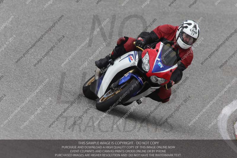 motorbikes;no limits;october 2013;peter wileman photography;portimao;portugal;trackday digital images