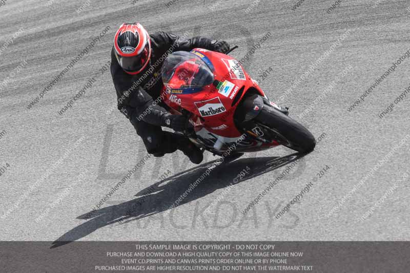 motorbikes;no limits;october 2013;peter wileman photography;portimao;portugal;trackday digital images