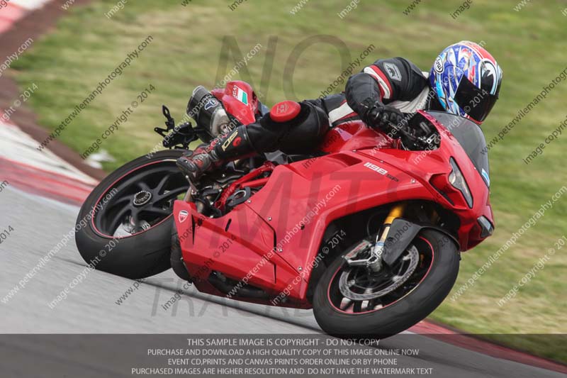motorbikes;no limits;october 2013;peter wileman photography;portimao;portugal;trackday digital images