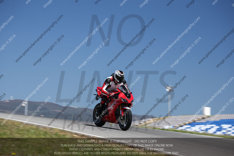 motorbikes;no limits;october 2013;peter wileman photography;portimao;portugal;trackday digital images