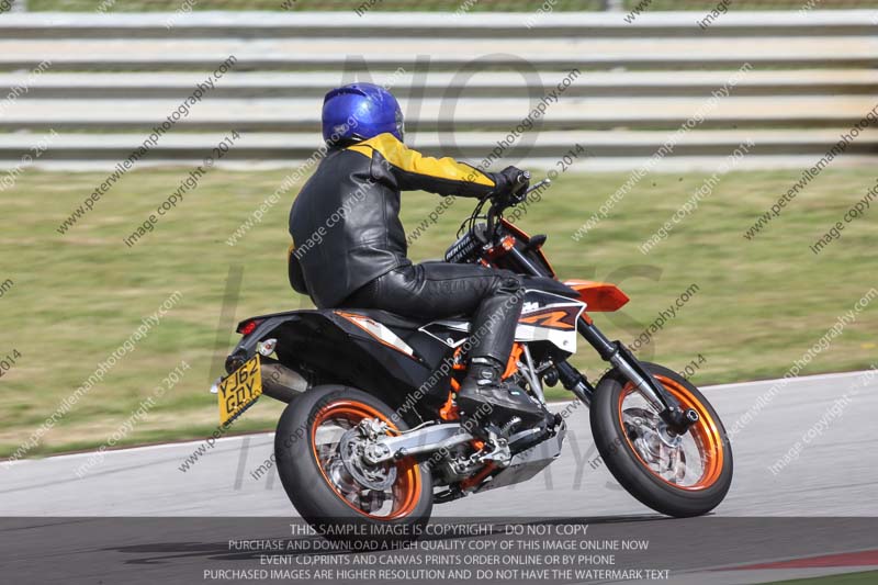 motorbikes;no limits;october 2013;peter wileman photography;portimao;portugal;trackday digital images