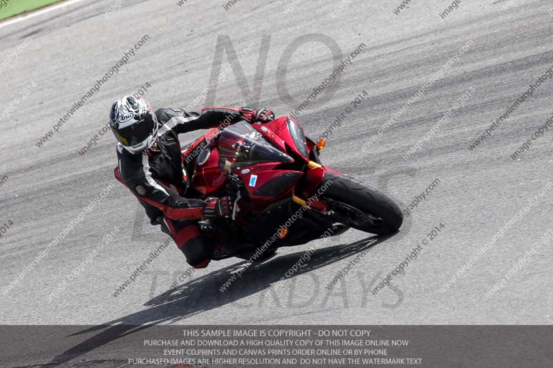 motorbikes;no limits;october 2013;peter wileman photography;portimao;portugal;trackday digital images