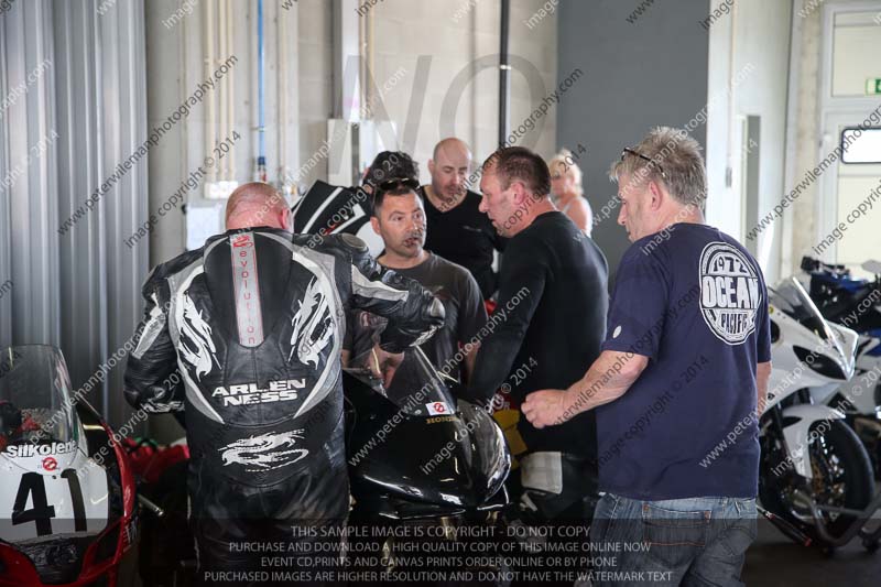 motorbikes;no limits;october 2013;peter wileman photography;portimao;portugal;trackday digital images