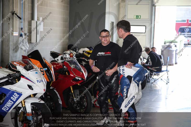 motorbikes;no limits;october 2013;peter wileman photography;portimao;portugal;trackday digital images