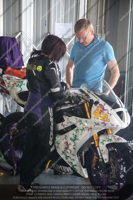 motorbikes;no limits;october 2013;peter wileman photography;portimao;portugal;trackday digital images
