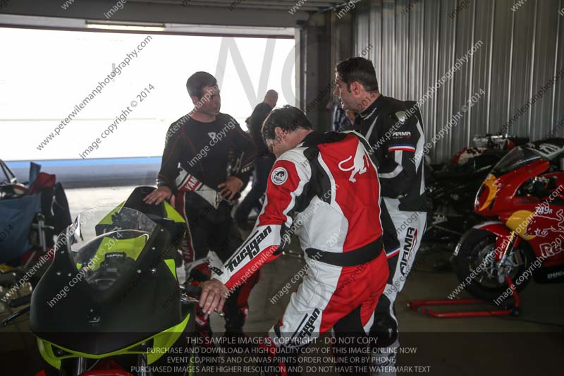 motorbikes;no limits;october 2013;peter wileman photography;portimao;portugal;trackday digital images
