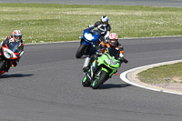 brands-hatch-photographs;brands-no-limits-trackday;cadwell-trackday-photographs;enduro-digital-images;event-digital-images;eventdigitalimages;no-limits-trackdays;peter-wileman-photography;racing-digital-images;trackday-digital-images;trackday-photos