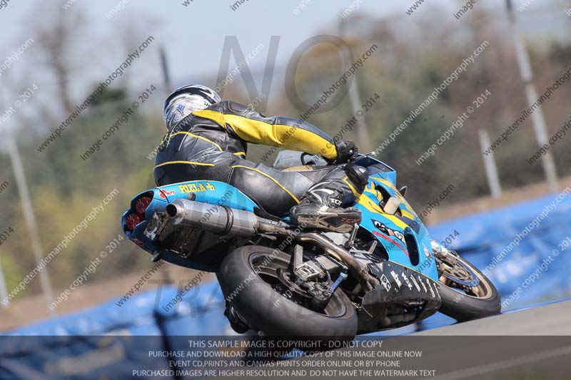 donington no limits trackday;donington park photographs;donington trackday photographs;no limits trackdays;peter wileman photography;trackday digital images;trackday photos