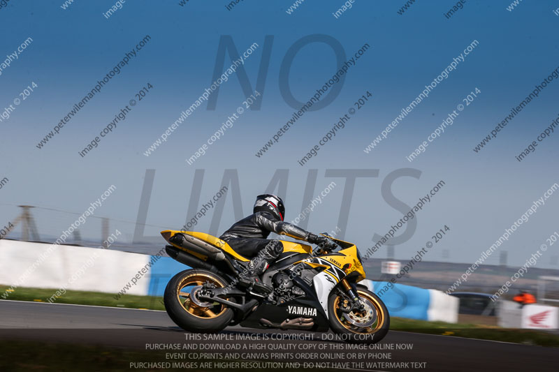 donington no limits trackday;donington park photographs;donington trackday photographs;no limits trackdays;peter wileman photography;trackday digital images;trackday photos