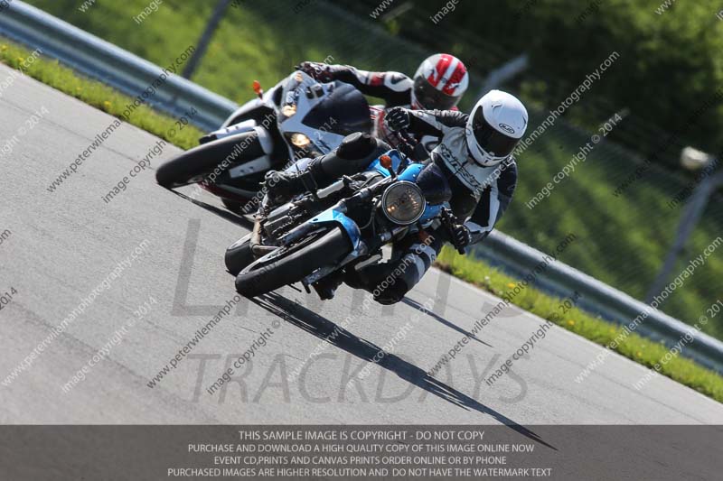 donington no limits trackday;donington park photographs;donington trackday photographs;no limits trackdays;peter wileman photography;trackday digital images;trackday photos