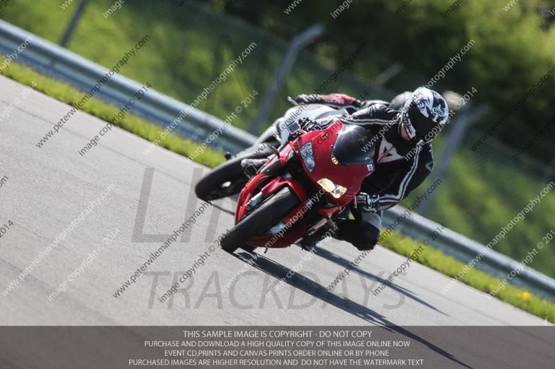 donington no limits trackday;donington park photographs;donington trackday photographs;no limits trackdays;peter wileman photography;trackday digital images;trackday photos