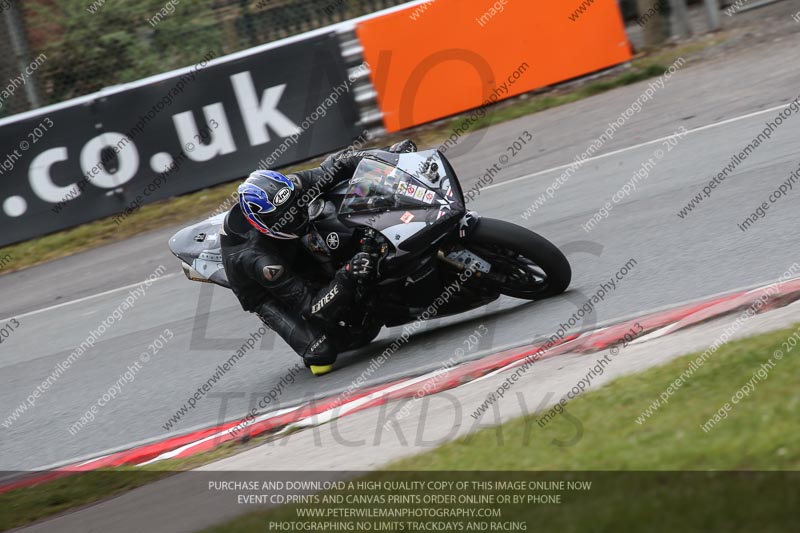 enduro digital images;event digital images;eventdigitalimages;no limits trackdays;oulton no limits trackday;oulton park cheshire;oulton trackday photographs;peter wileman photography;racing digital images;trackday digital images;trackday photos