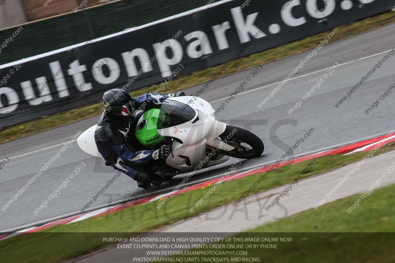enduro digital images;event digital images;eventdigitalimages;no limits trackdays;oulton no limits trackday;oulton park cheshire;oulton trackday photographs;peter wileman photography;racing digital images;trackday digital images;trackday photos