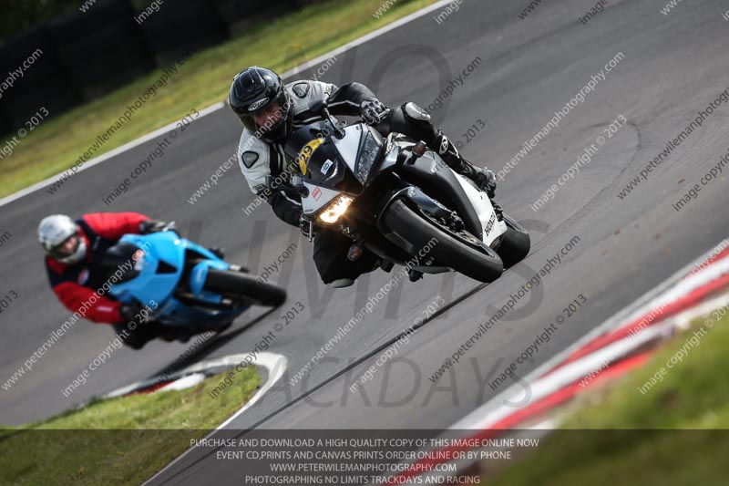 enduro digital images;event digital images;eventdigitalimages;no limits trackdays;oulton no limits trackday;oulton park cheshire;oulton trackday photographs;peter wileman photography;racing digital images;trackday digital images;trackday photos