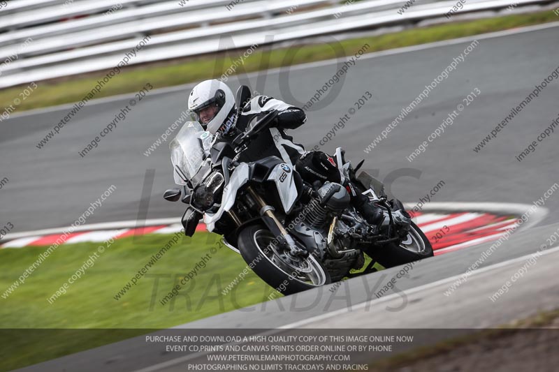 enduro digital images;event digital images;eventdigitalimages;no limits trackdays;oulton no limits trackday;oulton park cheshire;oulton trackday photographs;peter wileman photography;racing digital images;trackday digital images;trackday photos