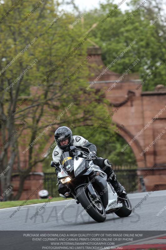 enduro digital images;event digital images;eventdigitalimages;no limits trackdays;oulton no limits trackday;oulton park cheshire;oulton trackday photographs;peter wileman photography;racing digital images;trackday digital images;trackday photos
