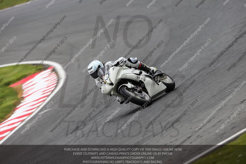 enduro digital images;event digital images;eventdigitalimages;no limits trackdays;oulton no limits trackday;oulton park cheshire;oulton trackday photographs;peter wileman photography;racing digital images;trackday digital images;trackday photos