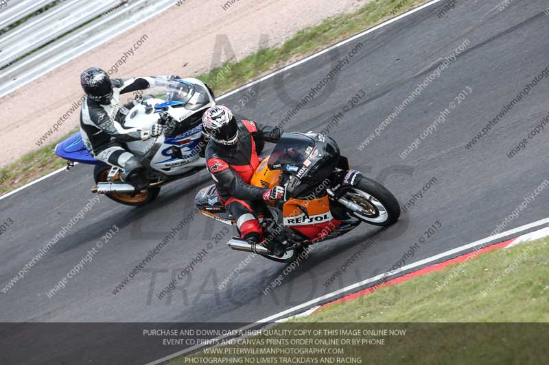 enduro digital images;event digital images;eventdigitalimages;no limits trackdays;oulton no limits trackday;oulton park cheshire;oulton trackday photographs;peter wileman photography;racing digital images;trackday digital images;trackday photos