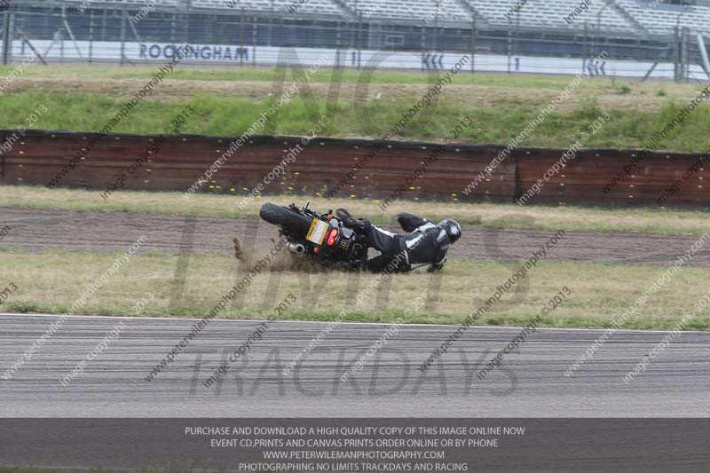 Rockingham no limits trackday;enduro digital images;event digital images;eventdigitalimages;no limits trackdays;peter wileman photography;racing digital images;rockingham raceway northamptonshire;rockingham trackday photographs;trackday digital images;trackday photos