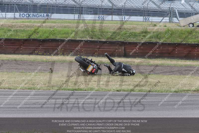 Rockingham no limits trackday;enduro digital images;event digital images;eventdigitalimages;no limits trackdays;peter wileman photography;racing digital images;rockingham raceway northamptonshire;rockingham trackday photographs;trackday digital images;trackday photos