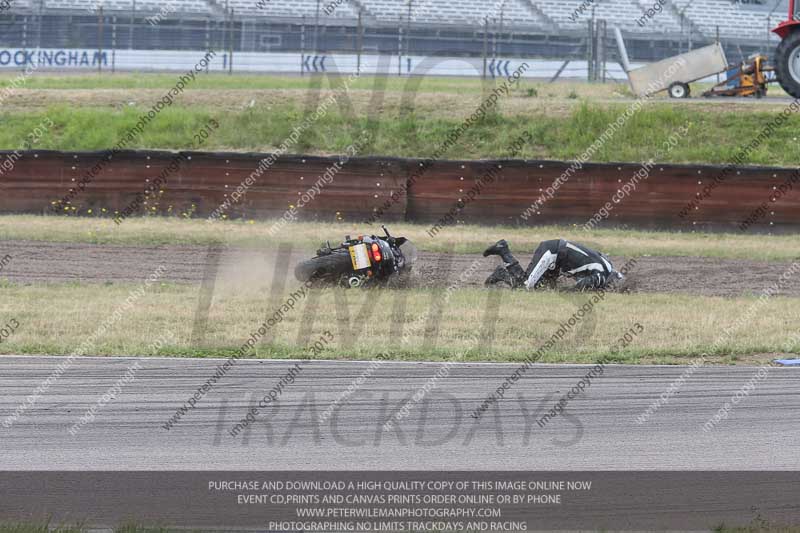 Rockingham no limits trackday;enduro digital images;event digital images;eventdigitalimages;no limits trackdays;peter wileman photography;racing digital images;rockingham raceway northamptonshire;rockingham trackday photographs;trackday digital images;trackday photos